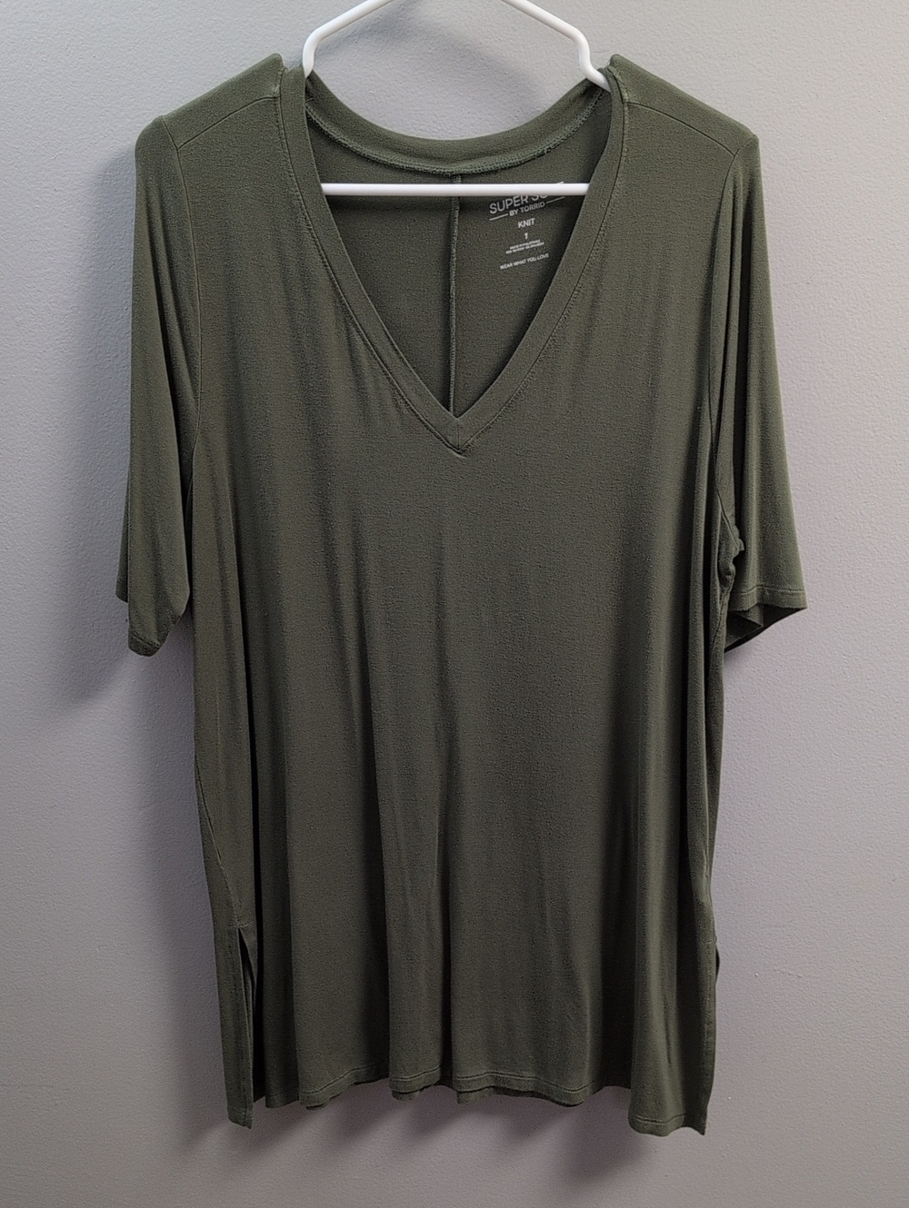 Torrid 1 Super Soft V-neck High-low Olive Green With Side Slits